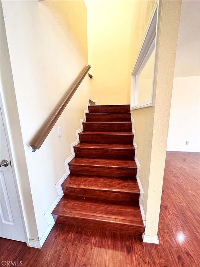Building Photo - 3614 Hemlock Ln