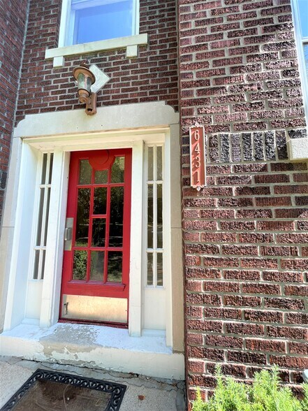 Building Photo - 6431 Alamo Ave