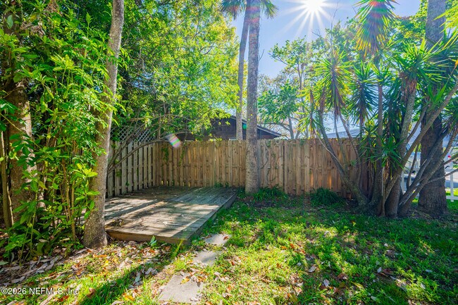 Building Photo - 597 Sturdivant Ave