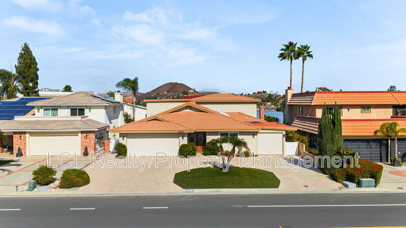 Building Photo - 29880 Longhorn Dr
