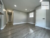 Building Photo - Adorable 3 Bedroom Ranch-Move-In Ready!!
