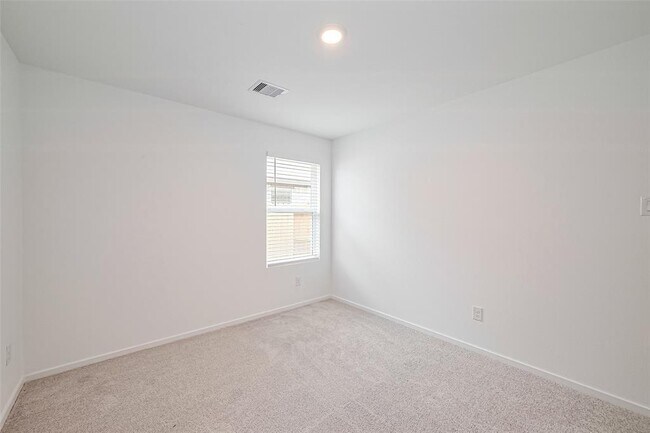 Building Photo - 6814 Lilac Vine Ln