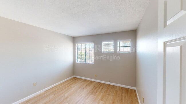 Building Photo - 4002 Carmel Brooks Way