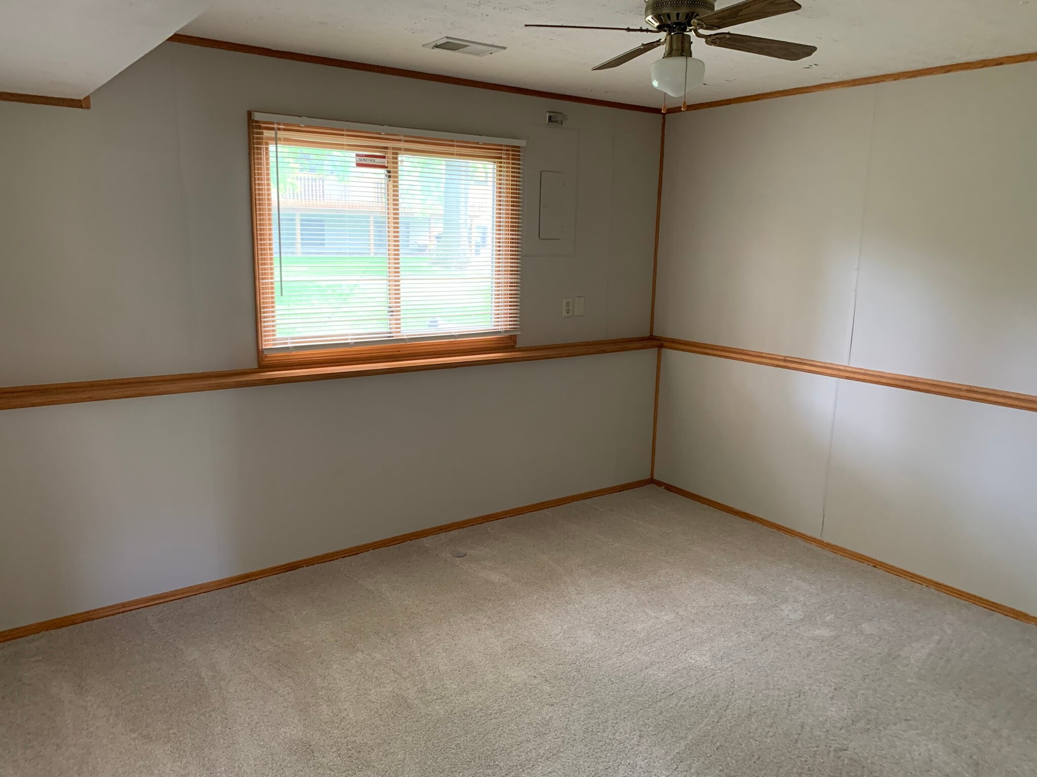 Bedroom 4 - 2044 Bradley St