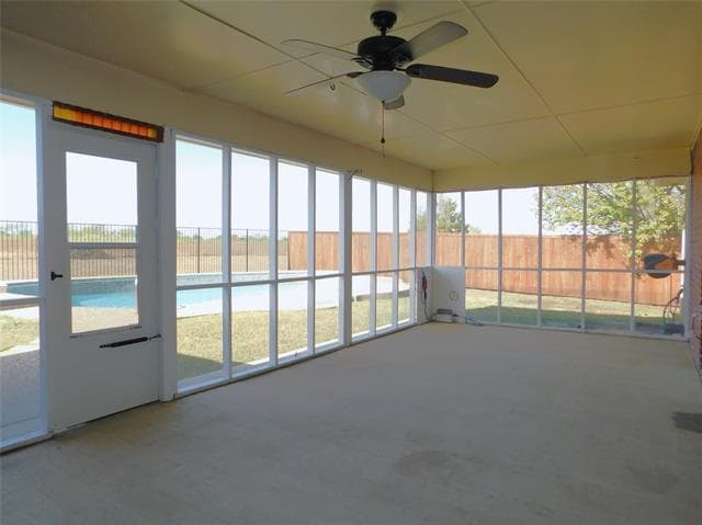 Building Photo - 10971 Lake Crest Dr