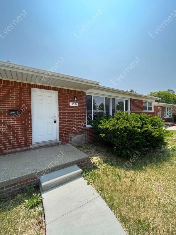 Primary Photo - 17928 Winsome Rd
