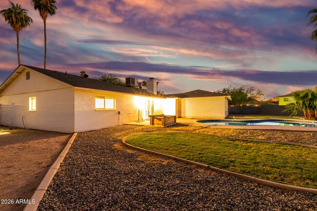 Building Photo - 3520 S Poplar St