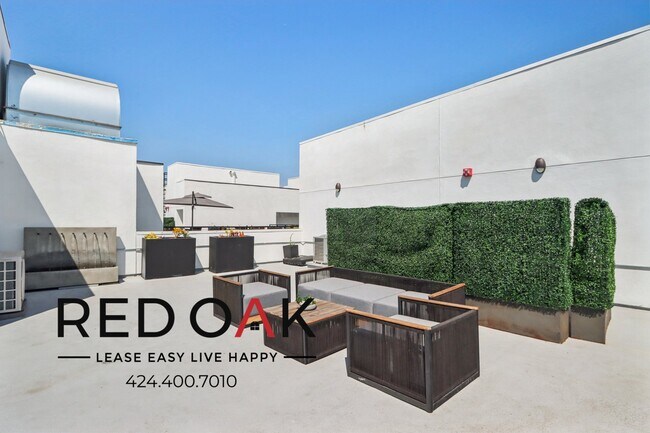 Building Photo - 14526 Kittridge St