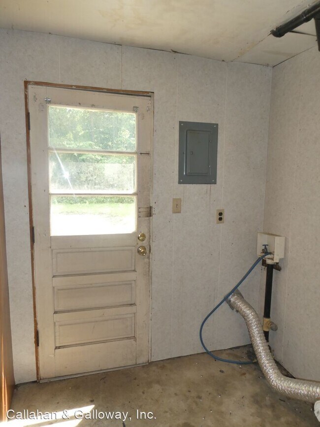 Building Photo - 3 br, 2 bath House - 2106 Primrose