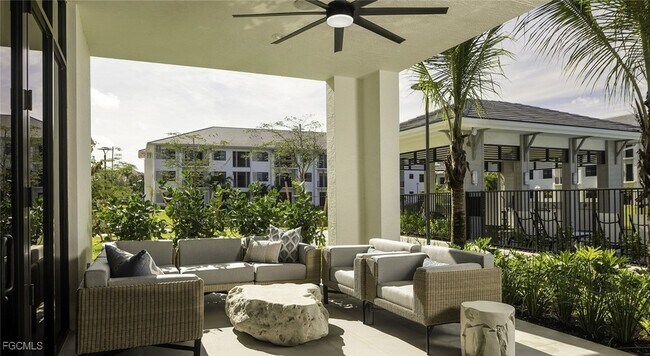 Building Photo - 7301 Lake Bank Lp