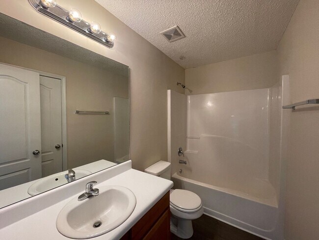 Building Photo - PRE-LEASING FOR AUGUST 2026!