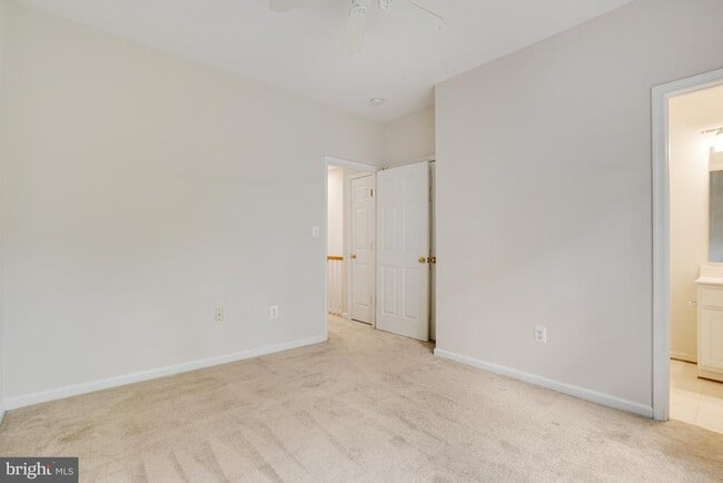 Building Photo - 6490 Tayack Pl