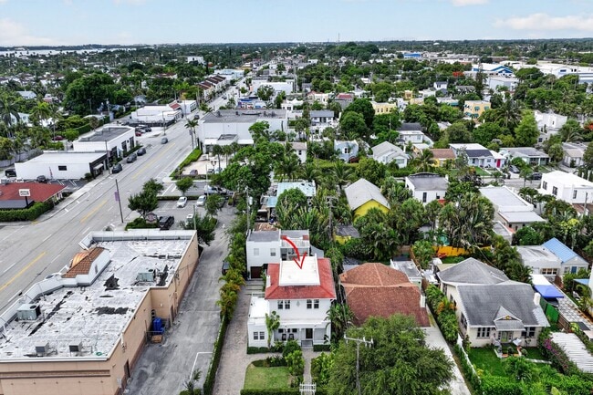 Building Photo - 412 El Prado