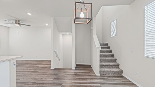 Building Photo - 40509 Melrose Dr