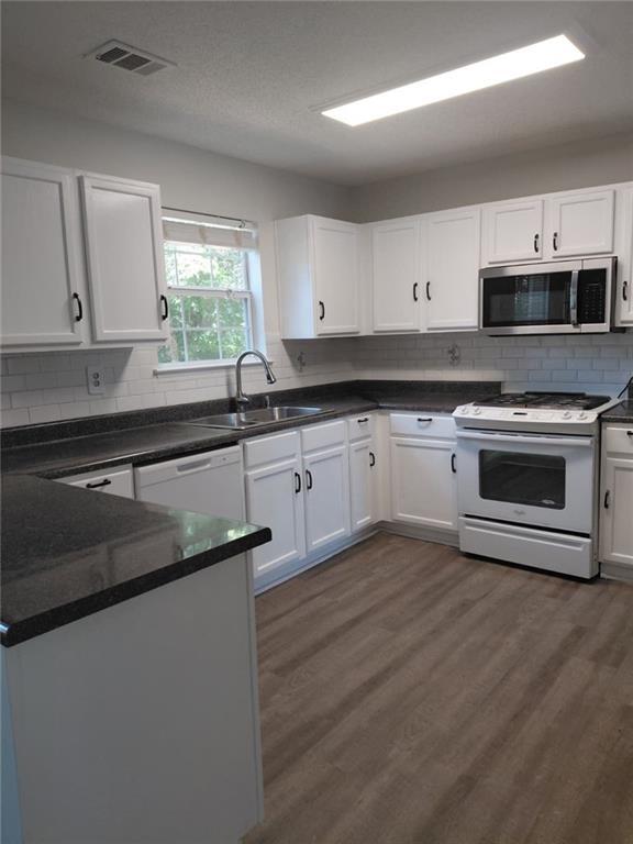 Building Photo - 3635 Spring Mesa Dr SW