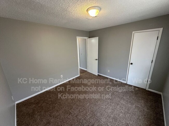 Building Photo - 838 Saddlewood St