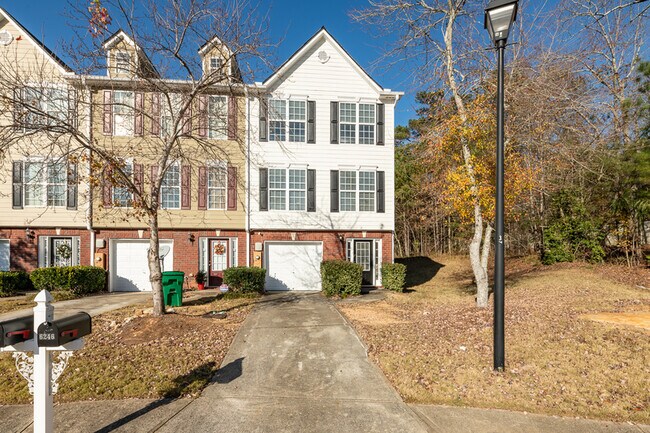 Building Photo - 6246 Redan Overlook