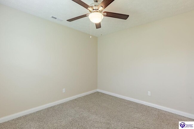 Building Photo - 307 Breckinridge Cir