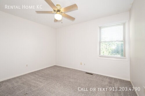 Building Photo - 15730 W Locust St