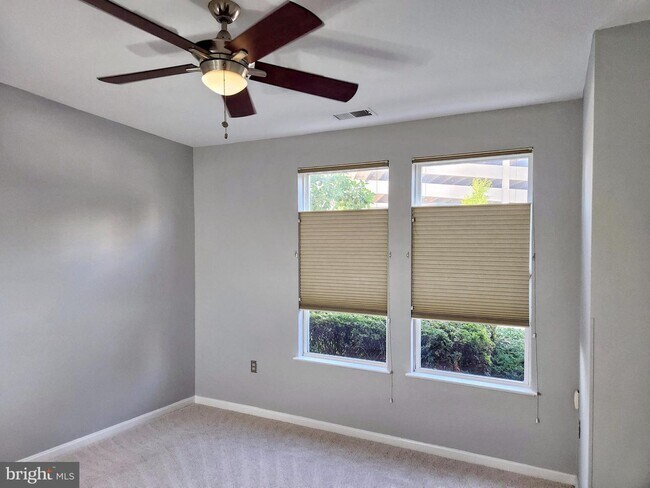 Building Photo - 2665 Prosperity Ave