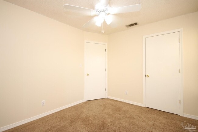 Building Photo - 7033 Weatherwood Dr