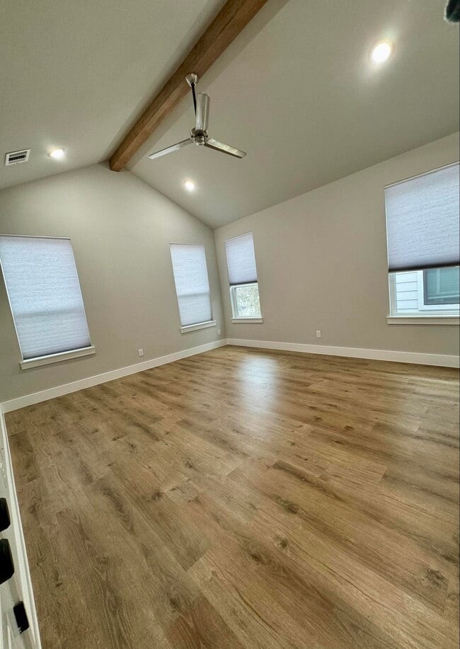 Building Photo - 7040 Avenue N