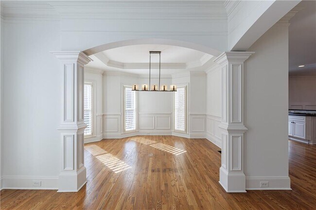 Building Photo - 1012 Madeline Ln