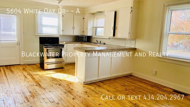 Building Photo - 5604 White Oak Dr
