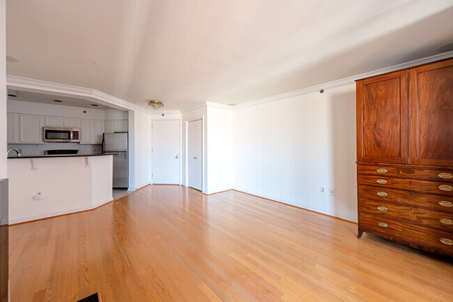 Building Photo - 1230 23rd St NW