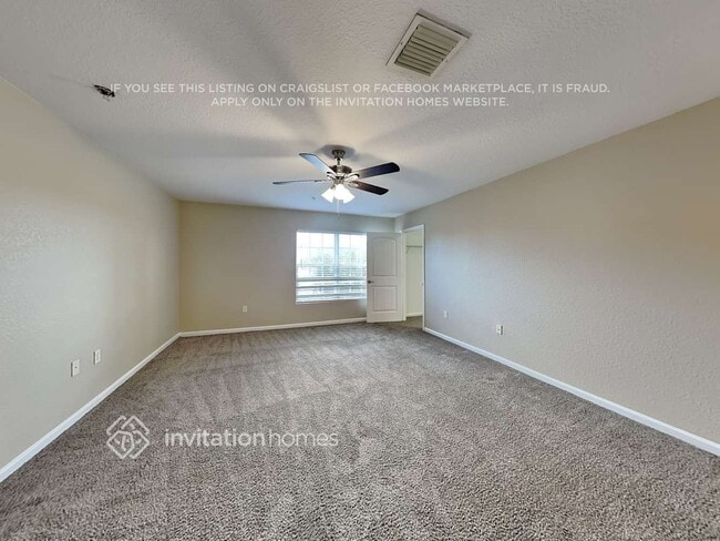 Building Photo - 206 SW 7th Ct