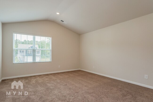 Building Photo - 124 Taverners Ln