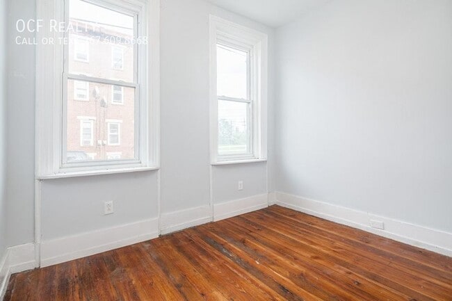 Building Photo - 1720 N Marshall St