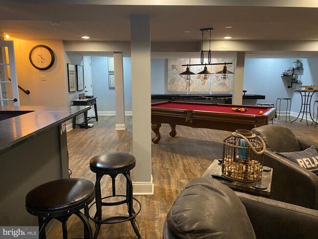 Building Photo - 1226 Pine Grove Rd