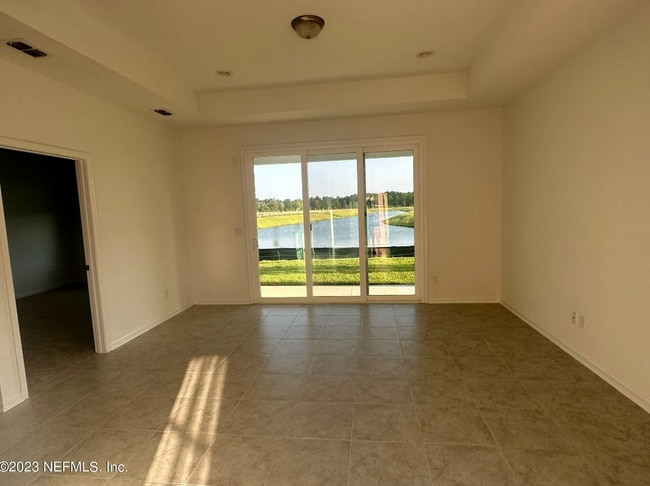 Building Photo - 234 Brandon Lks Dr