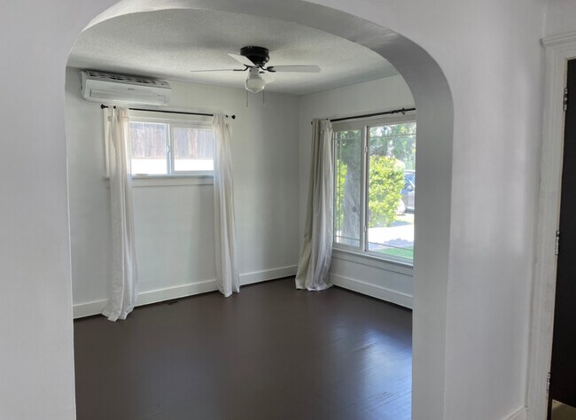 Dining Room - 727 N Alta Vista Blvd