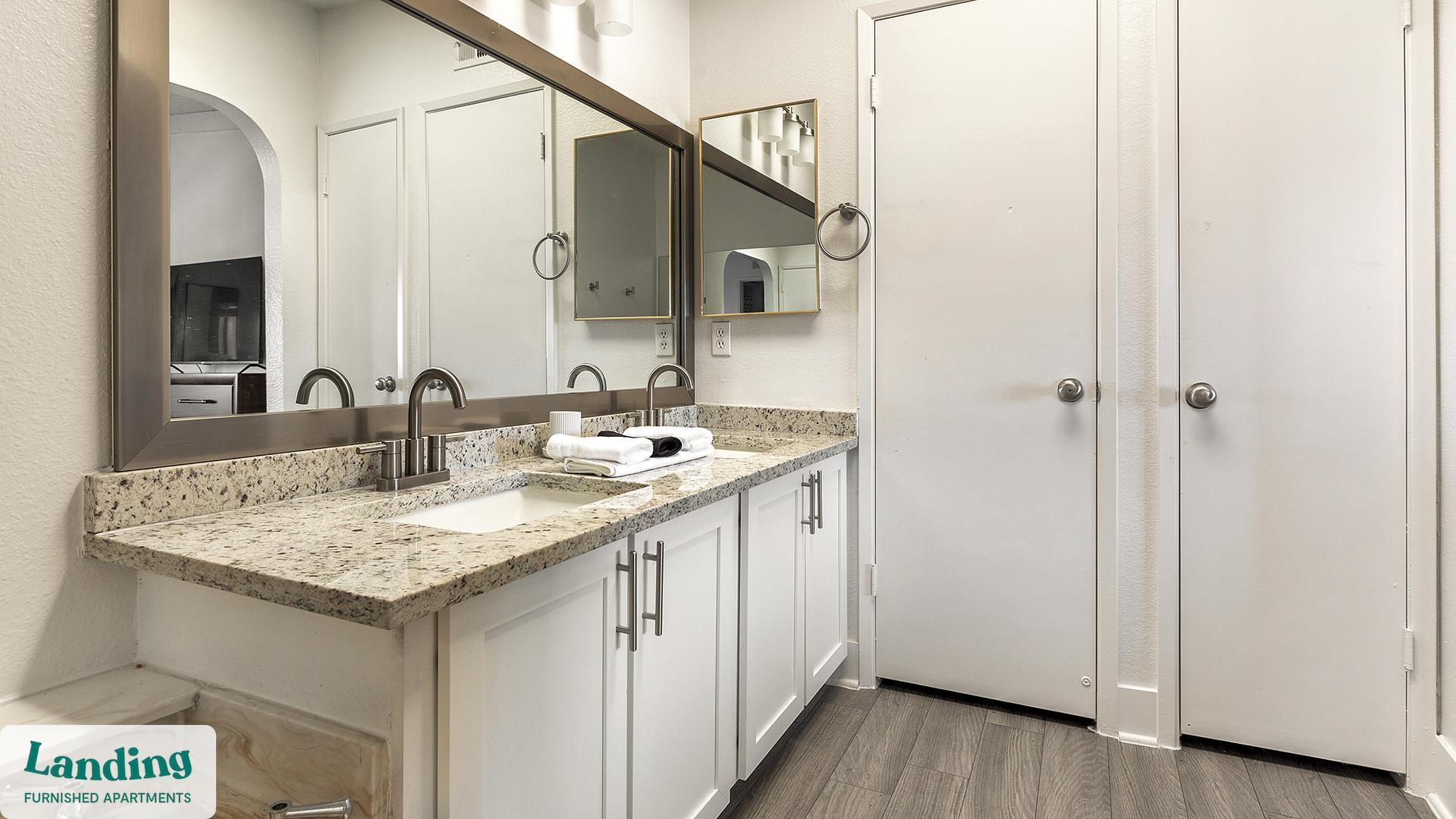 Building Photo - 5272 Tamarus St