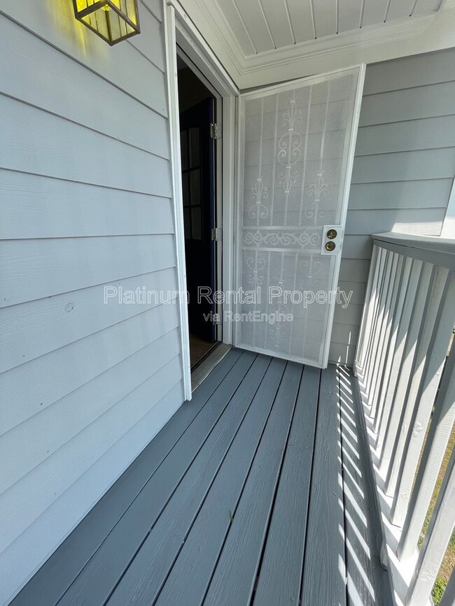 Building Photo - 1135 Coleman St SW