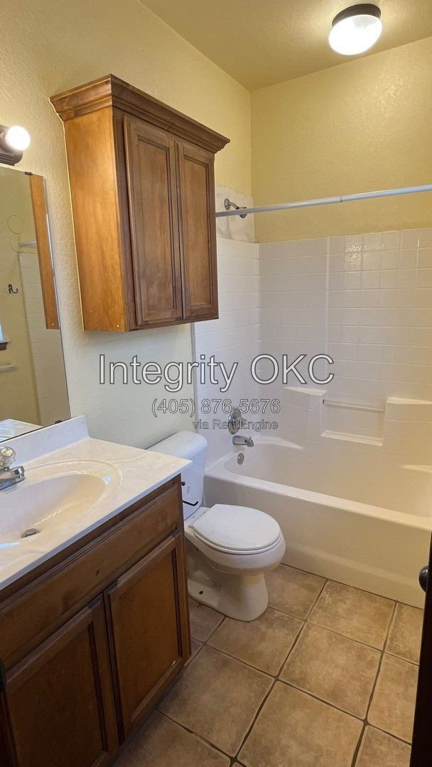 Building Photo - 642 Welston Cir