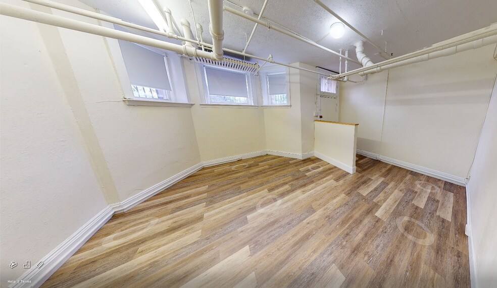 Building Photo - 1111 Boylston St