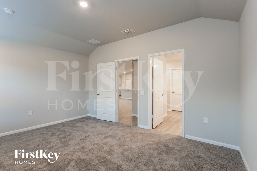 Building Photo - 4527 Meadowland Pl