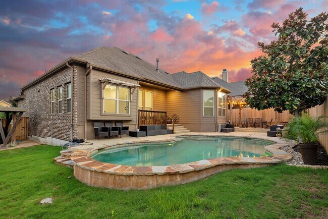 Building Photo - 100 Crystal Cove