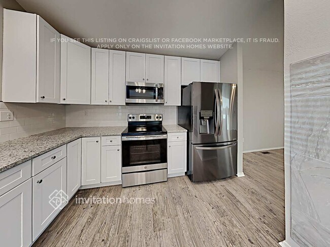 Building Photo - 6010 Grapevine Dr