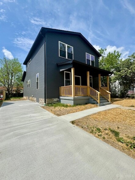Building Photo - 4605 Thoburne St