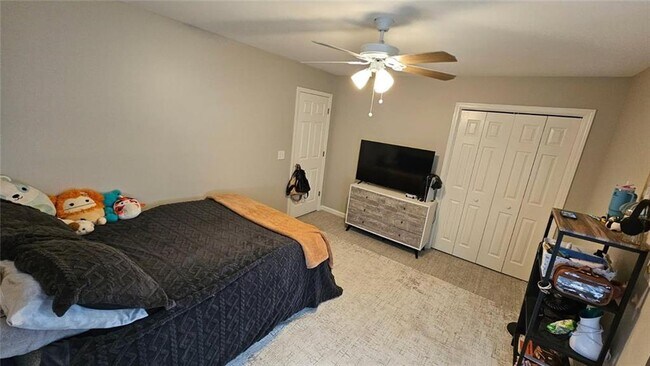 Building Photo - 6116 Braidwood Ln
