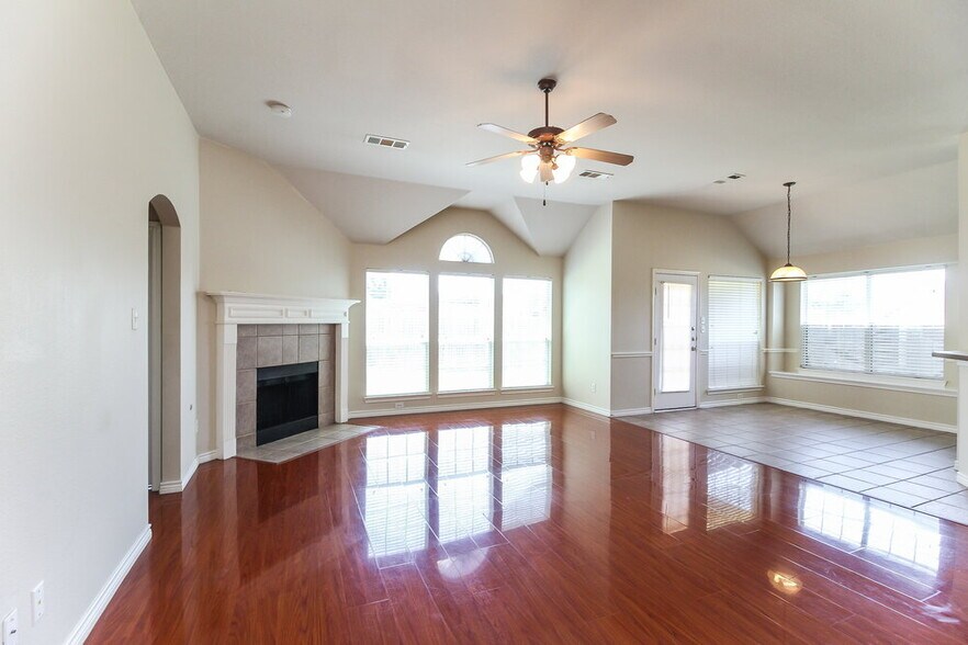 Building Photo - 7517 Creek Meadow Dr