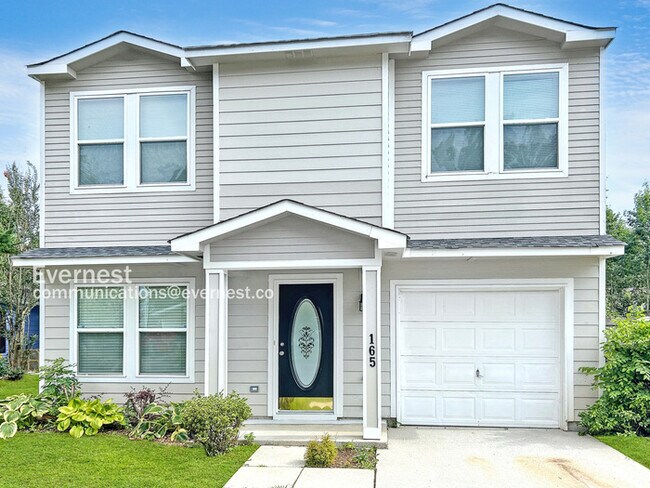 Primary Photo - 165 Bayside Ln