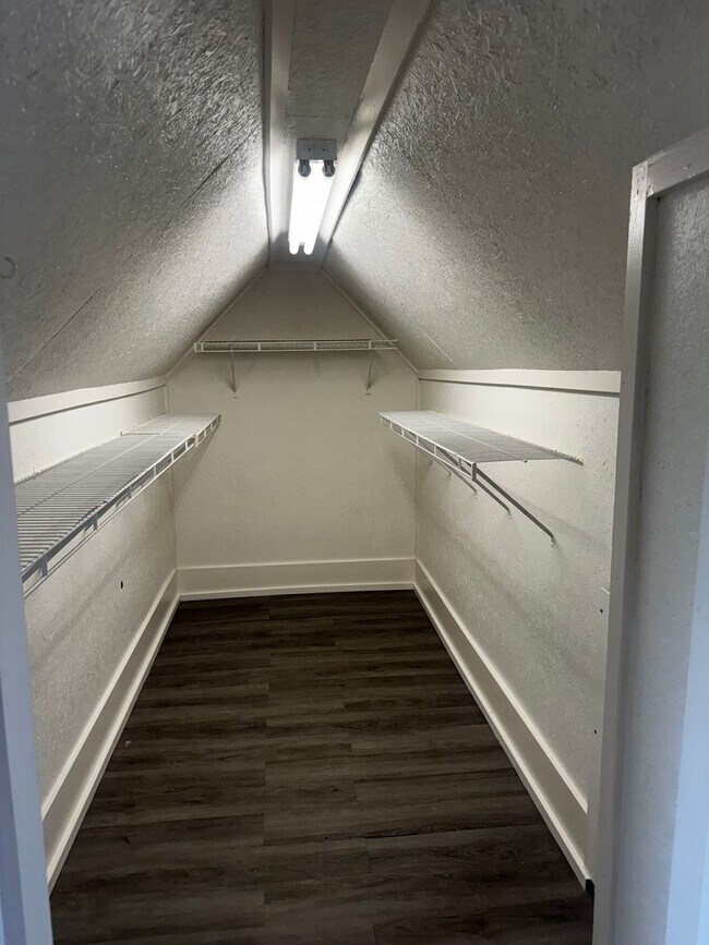 Building Photo - Fully Updated 3BR/2BA St. Matthews Cape Cod with Garage & Wrap-Around Deck