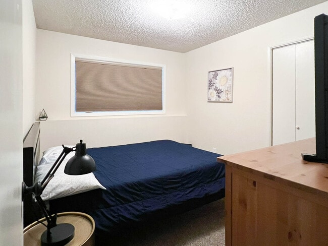 Building Photo - 3607 Rhone Cir