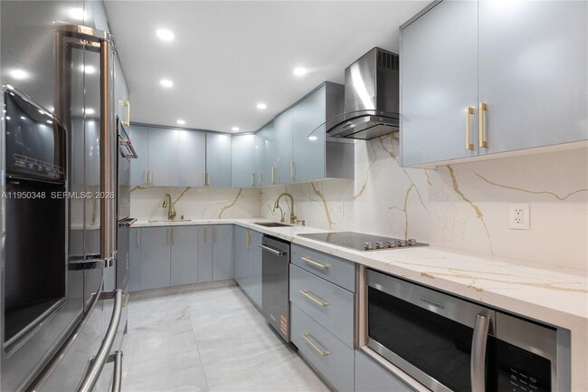 Building Photo - 1880 S Ocean Dr