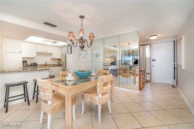 Building Photo - 3443 Gulf Shore Blvd N